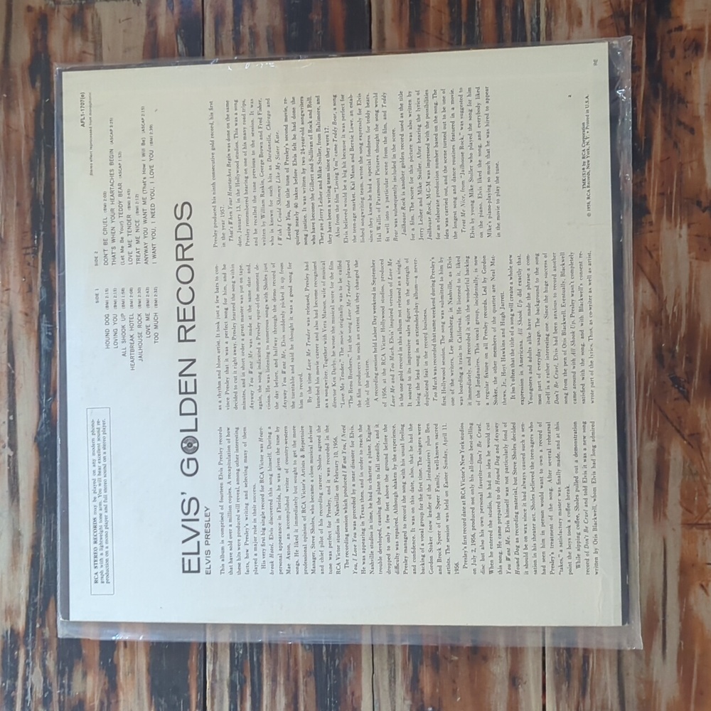 Elvis - Picture 2 of 2